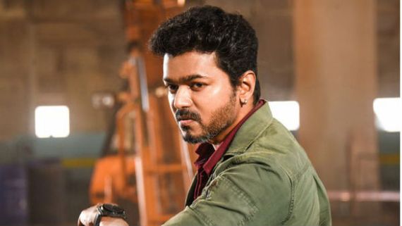 సినీ ఇండస్ట్రీపై ఐటీ అధికారుల నిఘా.. విజయ్ ఇంటిపై ఐటీ రైడ్స్