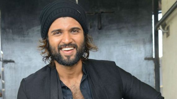 నేను ఆ స్టేజ్‌లో ఉన్నా.. అందరూ నా గురించే అంటుంటే ఏదోలా ఉంది.. విజయ్ కామెంట్స్