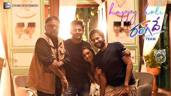 రంగంలోకి నితిన్ 'రంగ్ దే' టీమ్.. హంగామా షురూ అసలు విషయం! 