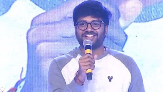 కొడుకు పేరులో కూడా సినిమా టైటిల్.. అలా సెట్ చేసిన మహేష్ దర్శకుడు! 