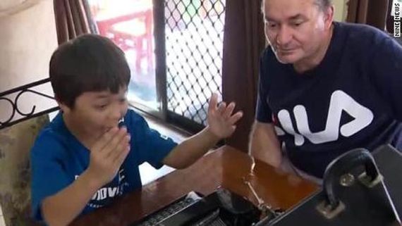 Coronaతో Corona గిఫ్టు గెలుచుకొన్న Corona.. ఆరేళ్ల బాలుడికి టామ్‌‌హాంక్స్ అద్భుత బహుమతి