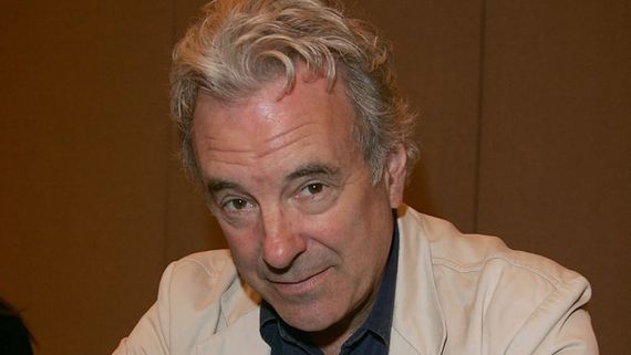 కరోనా కాటుకు మరో ప్రముఖ నటుడు మృతి.. అమెరికాలో దారుణంగా.. 