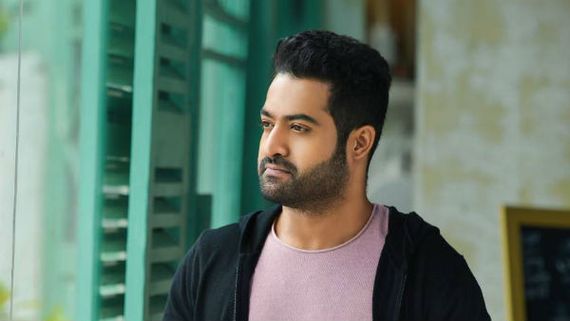  ఎన్టీఆర్ ఫ్యాన్స్‌కు ట్రిపుల్ ట్రీట్: ఒకేసారి మూడు సర్‌ప్రైజ్‌లు.. నందమూరి హీరో దూకుడు.!