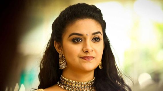 ఈ పరిస్థితుల్లో పెళ్లా? నోరు విప్పిన కీర్తి సురేష్.. ఏమని చెప్పిందంటే!!