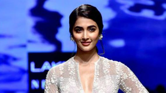  స్టార్ హీరో కొడుకుతో పూజా హెగ్డే అఫైర్.. ప్రియుడితో కలిసి చిక్కిన బ్యూటీ