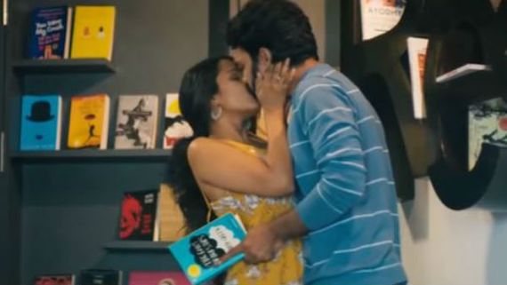 భార్యతో బలవంతంగా శృంగారం.. బెడ్ రూమ్ సీన్లు,  బోల్డ్ కంటెంట్! వైరల్ అవుతున్న 'సిన్' వీడియో 