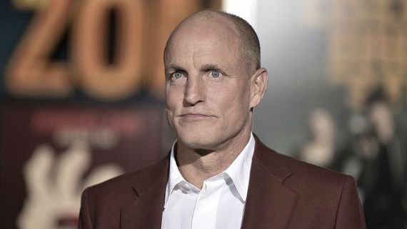 కరోనా‌కు కారణం 5జీ టవర్లే.. బాంబు పేల్చిన హాలీవుడ్ స్టార్ ఊడీ హారెల్సన్.. పరిశోధకుల ఫైర్