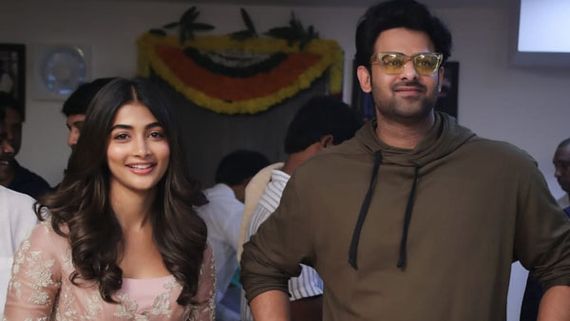 వైరల్ పిక్స్.. డార్లింగ్ ఫ్యాన్స్ డైరెక్టర్ స్పెషల్ సర్‌ప్రైజ్