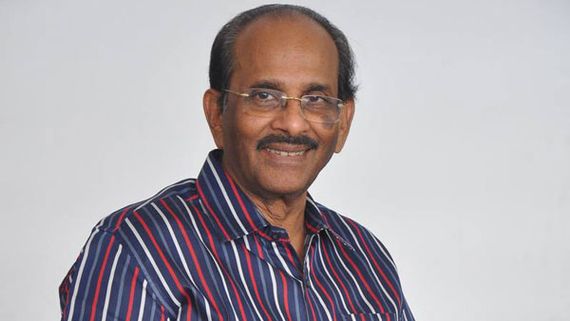 డైరెక్టర్‌గా బాహుబలి రైటర్ న్యూ ప్రాజెక్ట్.. పెద్ద హీరోలు ఒప్పుకోవడం లేదా?