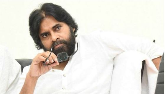  కోర్టు మెట్లు ఎక్కడానికి పవన్ కల్యాణ్ సిద్దం.. ఫ్యాన్స్‌ కోసం షాకింగ్ నిర్ణయం!