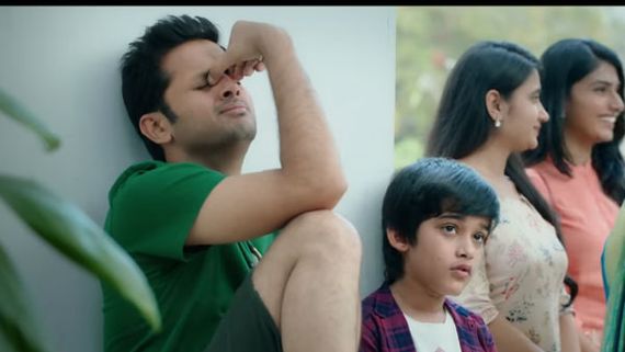 కొన్ని గంటల్లో వివాహం.. పెళ్లి చేసుకుంటే బతుకు బస్టాండే అంటోన్న నితిన్