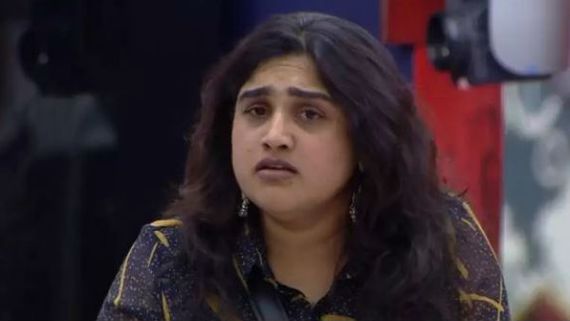 వనితా విజయ్‌ కుమార్‌కు పోలీసుల ఝలక్.. రాజీ దిశగా బిగ్‌బాస్ బ్యూటీ!