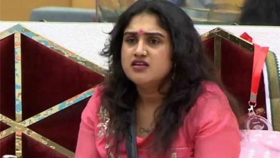 ఆ వూర్లో వారికి ఇద్దరు భర్తలు, భార్యలు.. ప్రజల ఆగ్రహం, చిక్కుల్లో వనిత విజయ్.. సెలబ్రిటీ అరెస్ట్