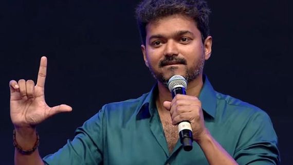 పెద్ద మనసు చాటుకున్న ఇళయదళపతి, వేతనంలో 20శాతం కోత విధించుకున్న విజయ్