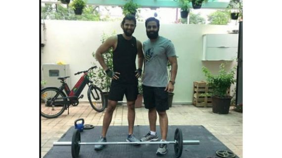 అదే పనిలో ఉన్న రౌడీ స్టార్.. ఫైటర్ కోసం పాట్లు!