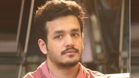 బడ్జెట్ ఎక్కువవుతోందని రెమ్యునరేషన్ వద్దన్న అఖిల్.. ఆ సినిమా కోసమే భారీ వర్కౌట్స్