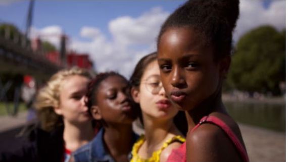  నెటిఫ్లిక్స్‌కు ఎదురుదెబ్బ.. అంత నీచమా? సినిమాపై దుమ్మెతిపోసిన నెటిజన్లు