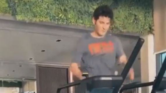 ఇంట్లో లేకపోతే అక్కడే ఉన్నట్టు.. మహేష్‌పై నమ్రత కామెంట్