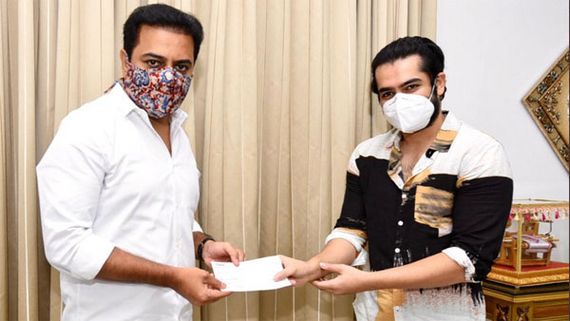 వరద బాధితులకు అండగా.. కేటీఆర్‌కు చెక్ అందించిన రామ్