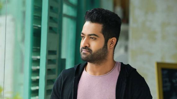 వాడు నాకు ఎలాంటి గౌరవం ఇవ్వడు.. టార్చర్ చూపిస్తాడు.. ఆ హీరోపై ఎన్టీఆర్ కామెంట్స్