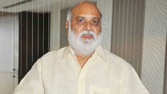 ఆ ముగ్గురు హీరోయిన్లతో .. నటుడిగా దర్శకేంద్రుడి ఎంట్రీ!