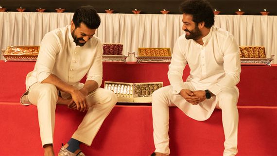 RRR దీపావళి స్పెషల్: మెగా, నందమూరి అభిమానుల కోసం జక్కన్న స్పెషల్ ప్లాన్.. గేట్ రెడీ