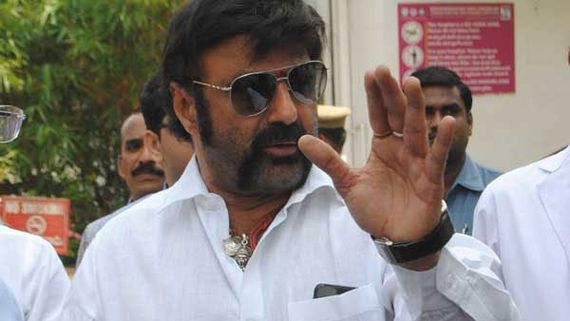 పవర్ఫుల్ గా సిద్దమవుతున్న బాలయ్య, వరుసగా 5 సినిమాలు.. లైనప్ మామూలుగా లేదు!
