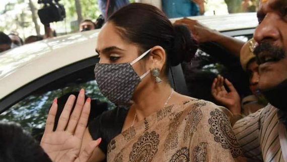  రాగిణి ద్వివేది డ్రగ్ కేసులో ట్విస్టు.. కన్నడ సర్కార్‌కు సుప్రీం కోర్టు ఝలక్