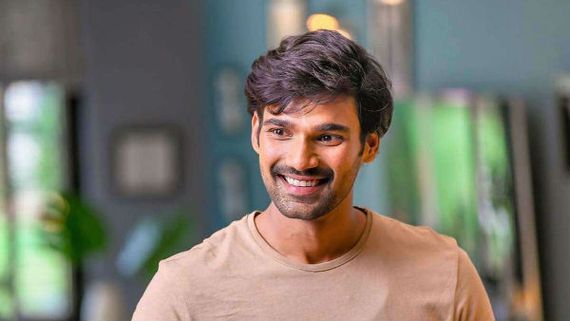 అల్లుడు అదుర్స్ ట్రెండింగ్.. ట్రైలర్ చూస్తే మాత్రం!!
