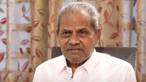 టాలీవుడ్‌లో విషాదం: ప్రముఖ నిర్మాత కన్నుమూత.. సీనియర్ ఎన్టీఆర్ నుంచి జూనియర్ వరకు!