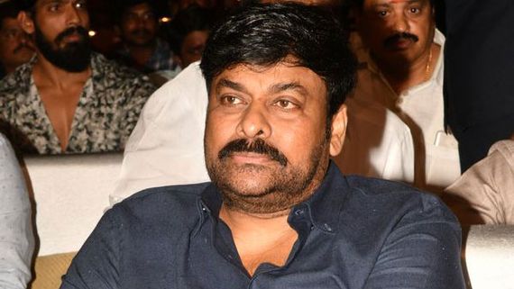‘లూసీఫర్’ రీమేక్ నుంచి షాకింగ్ అప్‌డేట్: అక్కడ లేకపోయినా.. చిరంజీవి కోసమే కొత్తగా!
