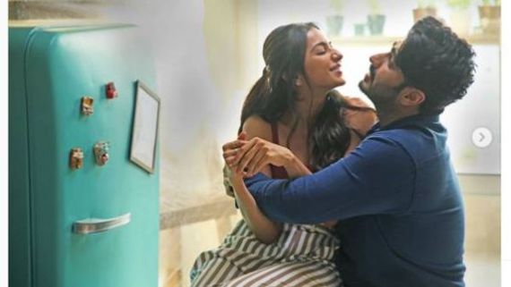  అతడితో రకుల్ ప్రీత్ సింగ్ అలా సెట్.. ఫ్యాన్స్‌కు కిరాక్ పుట్టించే న్యూస్‌తో...