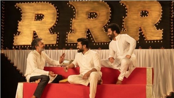  RRR ప్రీ రిలీజ్ బిజినెస్.. రాజమౌళికి భారీ ఆఫర్.. బాహుబలి2 చరిత్రను తిరగరాసేలా..