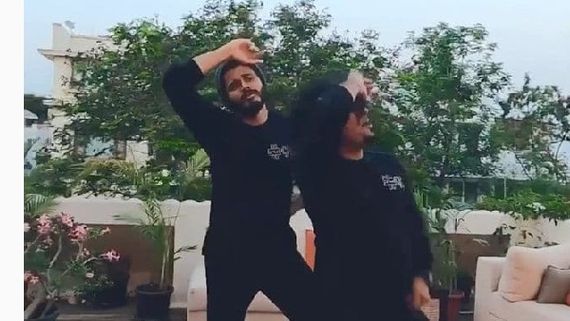 డ్యాన్స్ తో అదరగొట్టిన ఆనంద్ దేవరకొండ