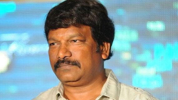 కృష్ణవంశీ మరో ప్రయోగం.. అరిటాకులో నెత్తుటి కొడవలి, తాళి.. పోస్టర్ తోనే షాక్ ఇచ్చాడు!