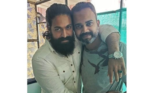 రాకీ భాయ్‌తో డబ్బింగ్ అంటే రాకింగ్.. ప్రశాంత్ నీల్ పోస్ట్ వైరల్