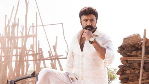 కరోనాకు భయపడని బాలకృష్ణ: అస్సలు ఆగేదే లేదంటూ ఫైట్ చేస్తున్నాడట