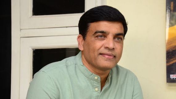 వకీల్ సాబ్ బ్లాక్ బస్టర్.. పవన్ మ్యాజిక్ మాటల్లో చెప్పలేం.. దిల్ రాజు ఇచ్చిన రేటింగ్ చూస్తే మైండ్ బ్లాంక్