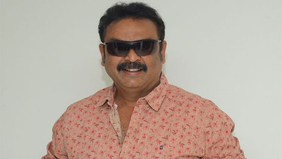 బిజినెస్‌లో రూ. 9 కోట్ల మోసం: పోలీస్ స్టేషన్‌కు సీనియర్ నటుడు నరేశ్