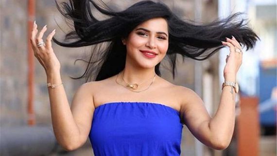 Pawan Kalyanపై ఇష్టాన్ని అలా చూపించిన అషు రెడ్డి: ప్రైవేట్ పార్ట్‌లో టాటూ.. ఈ సారి ఏకంగా అక్కడలా!