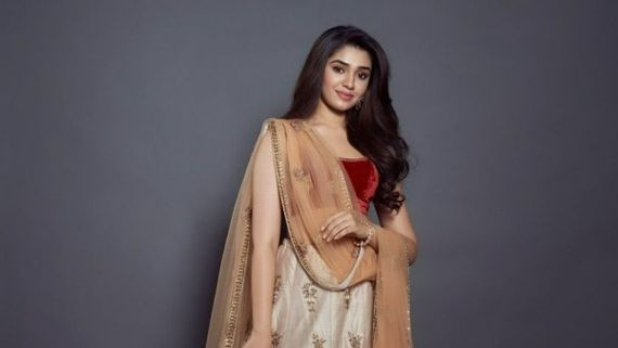 ఆ డైరెక్టర్ ఆఫర్ తిరస్కరించిన ఉప్పెన భామ.. అదే కారణమా? 