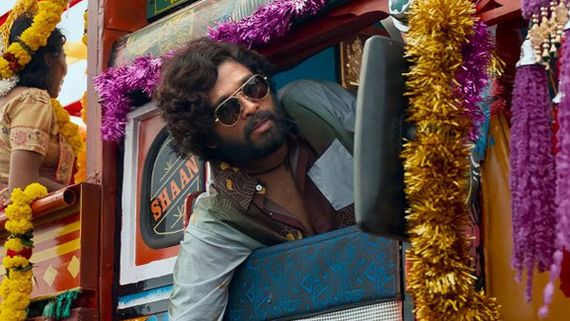 పుష్ప పార్ట్ 2 రావడానికి అసలు కారణం ఇదే.. రెమ్యూనరేషన్ డోస్ పెంచిన అల్లు అర్జున్, సుకుమార్