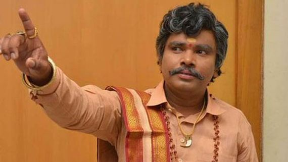 వందల కోట్లు సంపాదించే హీరోల కంటే సంపూర్ణేష్ బాబు గ్రేట్.. ఆదాయం తక్కువైనా ఆగని విరాళాలు..