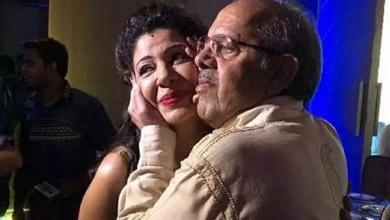 మా నాన్నని చంపేశారు, వాళ్లని వదలను.. నాతో అసభ్యకరంగా అలా.. బిగ్ బాస్ నటి సంచలన ఆరోపణలు!