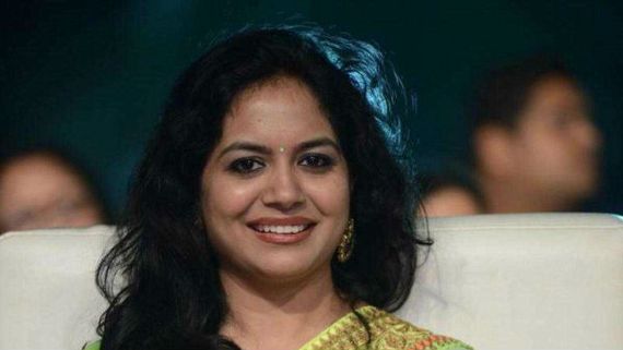 సింగర్ సునీతకు వింత అనుభవం: గర్ల్‌ఫ్రెండ్ అంటూ షాకిచ్చిన అబ్బాయి.. అందరి ముందే బెదిరింపులు