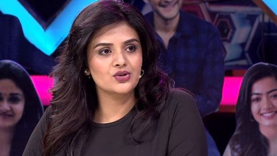 Sreemukhi ఆ హీరోతో రొమాంటిక్‌ డేటింగ్‌కు వెళ్లను.. నా బాయ్‌ఫ్రెండ్‌కు అన్యాయం చేయను.. శ్రీముఖి బోల్డ్ కామెంట్