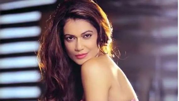 బాలీవుడ్ హీరోయిన్ పాయల్ అరెస్ట్.. అలాంటి వివాదంతో కటకటాలపాలు..