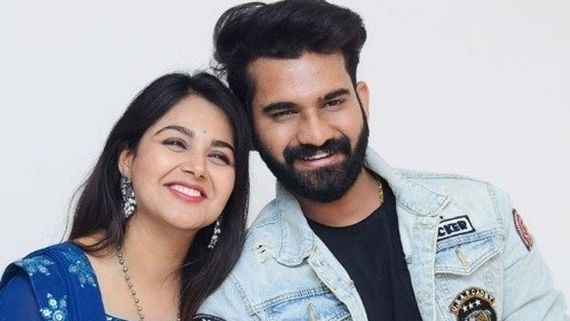 Akhil Sarthak పై ప్రేమను మరోసారి బయటపెట్టిన మోనాల్: అంతా చూడండి అంటూ ఏకంగా ఆ మాట చెప్పేసింది!