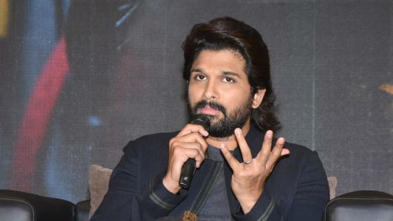  మరో ప్రయోగం చేయబోతున్న అల్లు అర్జున్.. ఆ సినిమా కోసం ఏకంగా అలా! 
