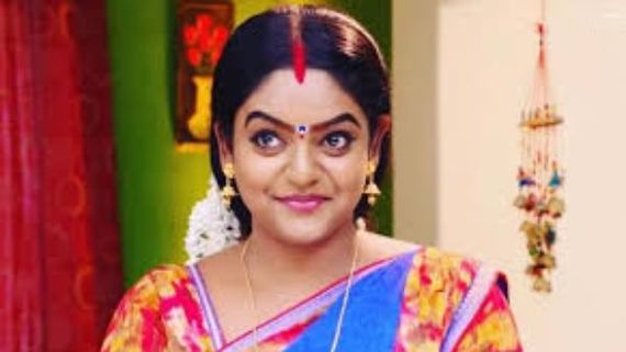 ‘Karthika Deepam’ దర్శకుడు ఎవరో తెలుసా? రెండు సినిమాలు కూడా.. నిజస్వరూపం బయటపెట్టిన వంటలక్క
